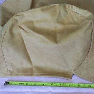 🤪 Crazy Sale BNWT Golden Furniture Arm Cover Pair